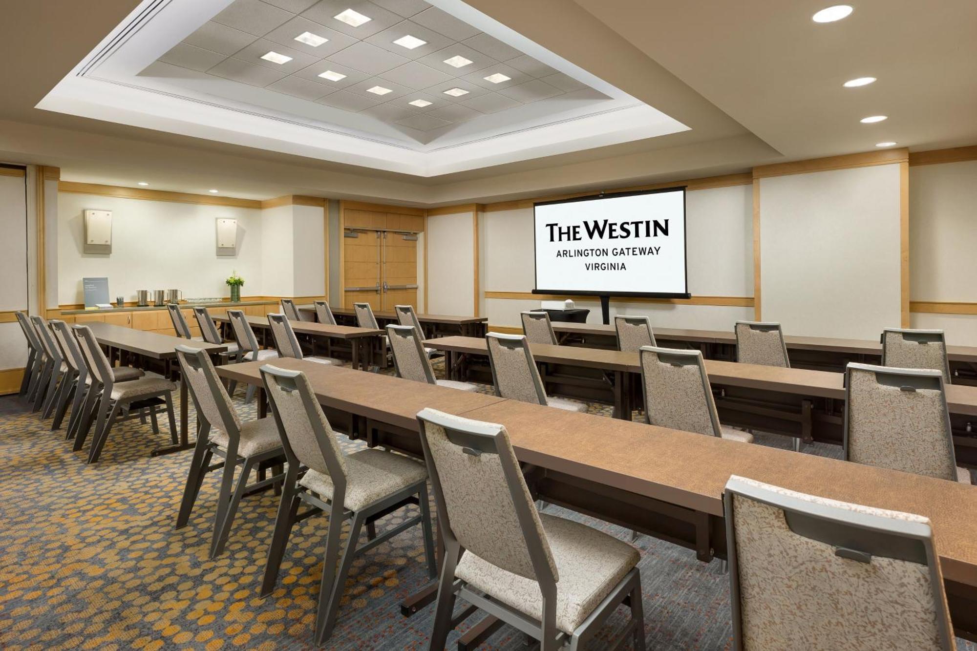 Отель The Westin Арлингтон Экстерьер фото
